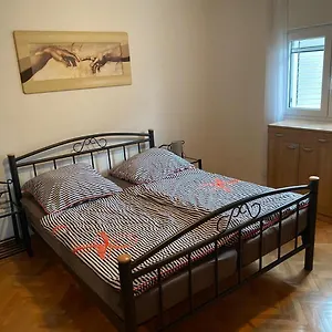 Area Doma Apartament